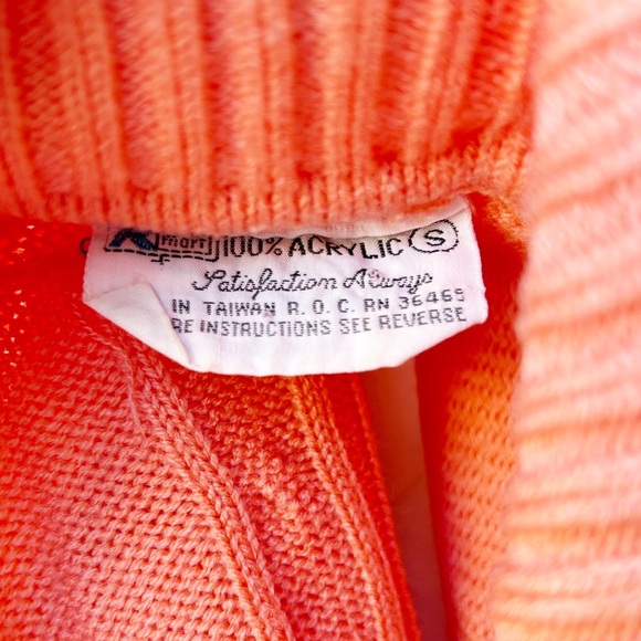 Vintage K Mart Women's Peach Button Up Sweater Cardigan Knit Acrylic Small - Picture 6 of 7